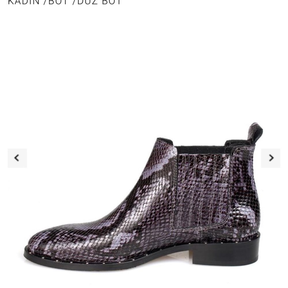 Snake skin %100 leather Boots - Picture 2 of 4
